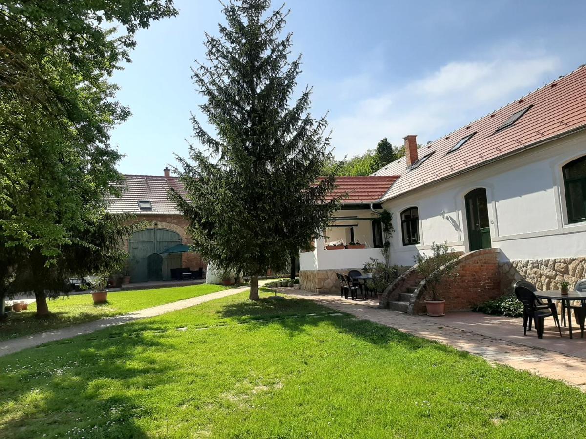 Natura Panzio&Apartmanhaz Orfű Exteriér fotografie