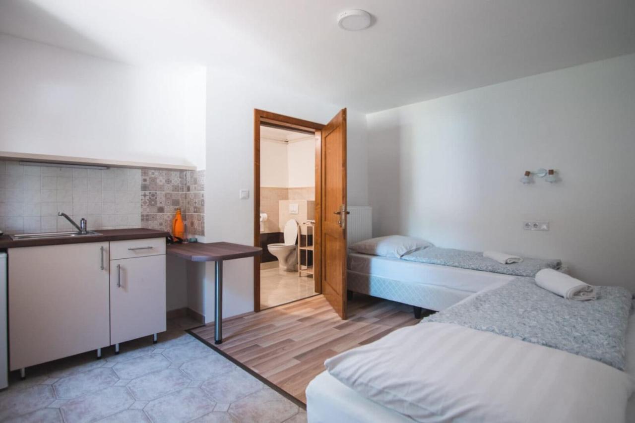 Natura Panzio&Apartmanhaz Orfű Exteriér fotografie